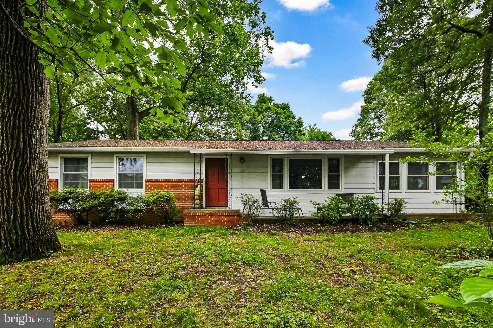 919 Blue Ridge Drive Annapolis, MD 21409 - Photo 10 of 30 a front view of house with yard and green space