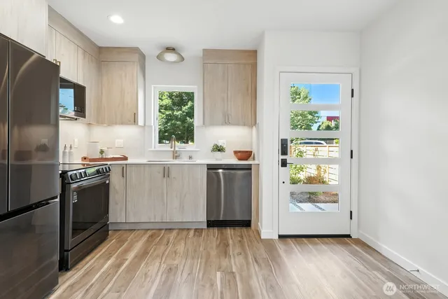 $829,950 | 9020 13th Avenue Northwest, Unit C, Seattle, WA 98117