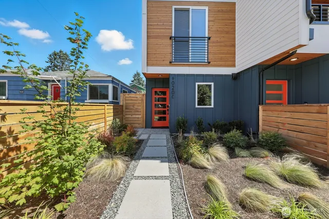 $829,950 | 9020 13th Avenue Northwest, Unit C, Seattle, WA 98117