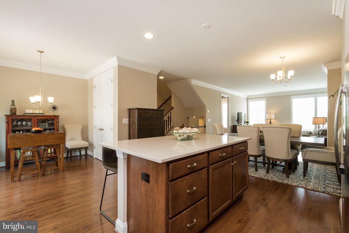 16040 Madison Ridge Place Gainesville, VA 20155 - Photo 11 of 33 Gallery Image 11