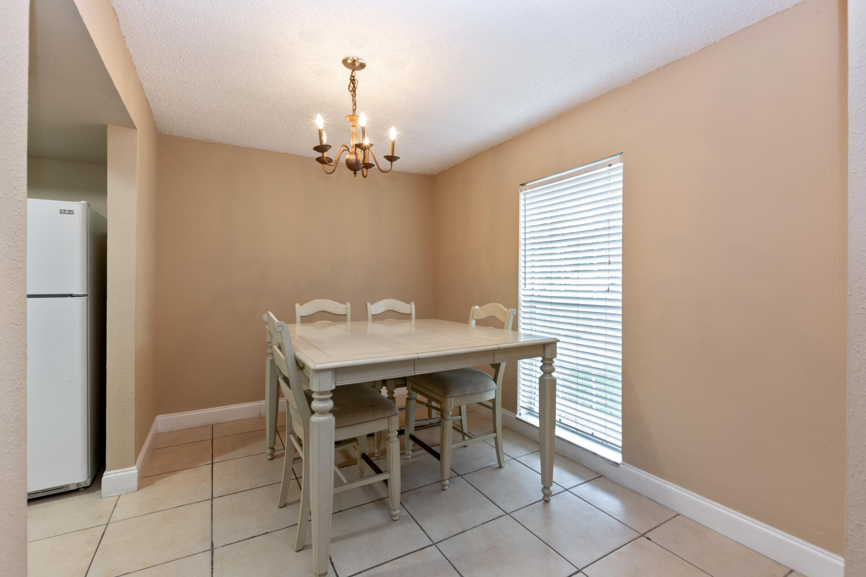 3761 Northeast 4th Avenue Boca Raton, FL 33431 - Photo 3 of 13 VHT-RX-10456071_3.jpg