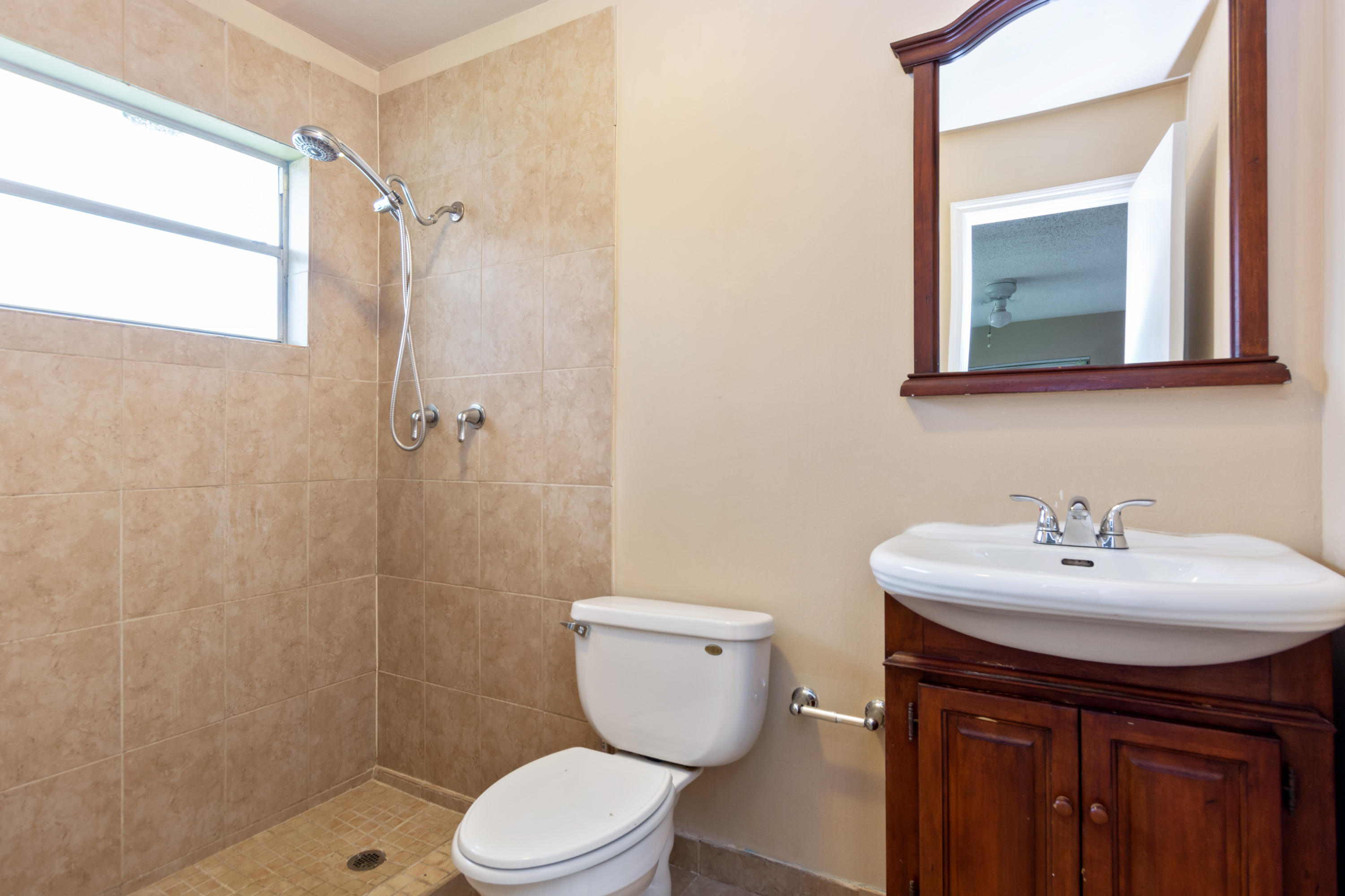 3761 Northeast 4th Avenue Boca Raton, FL 33431 - Photo 8 of 13 VHT-RX-10456071_10.jpg