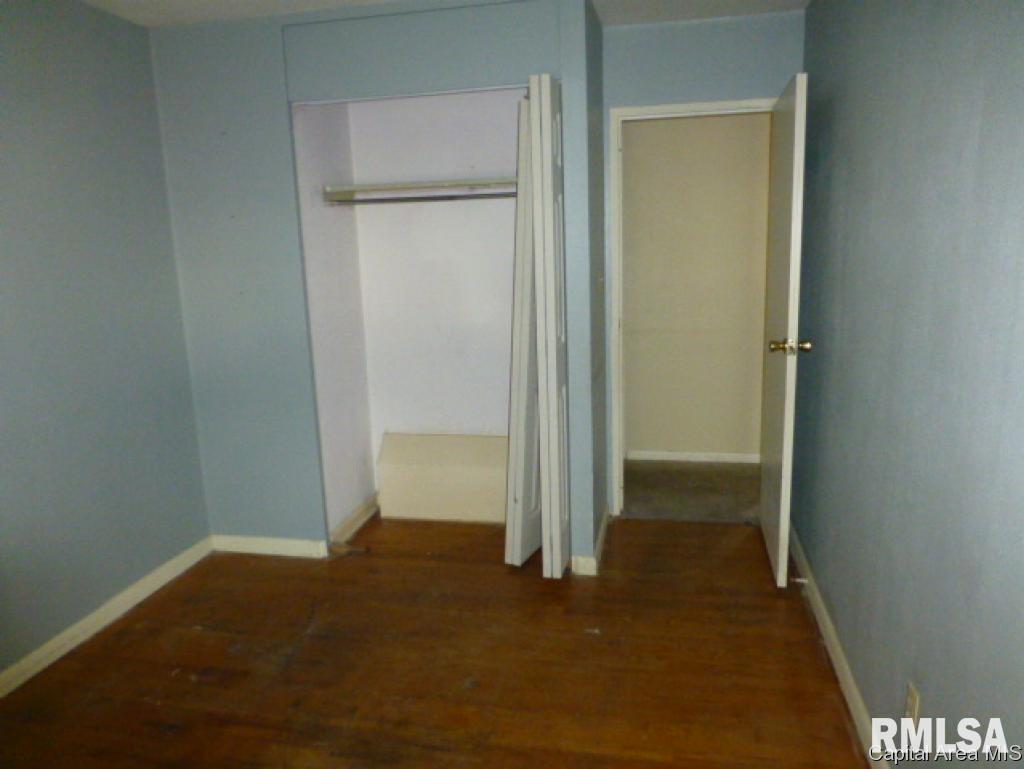 909 South 24th Street Springfield, IL 62703 - Photo 6 of 11