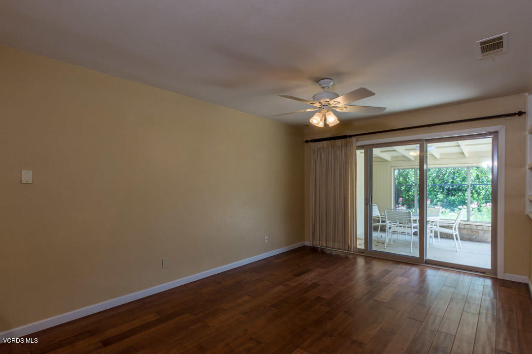 5168 Creekside Road Camarillo, CA 93012 - Photo 8 of 24 Family room