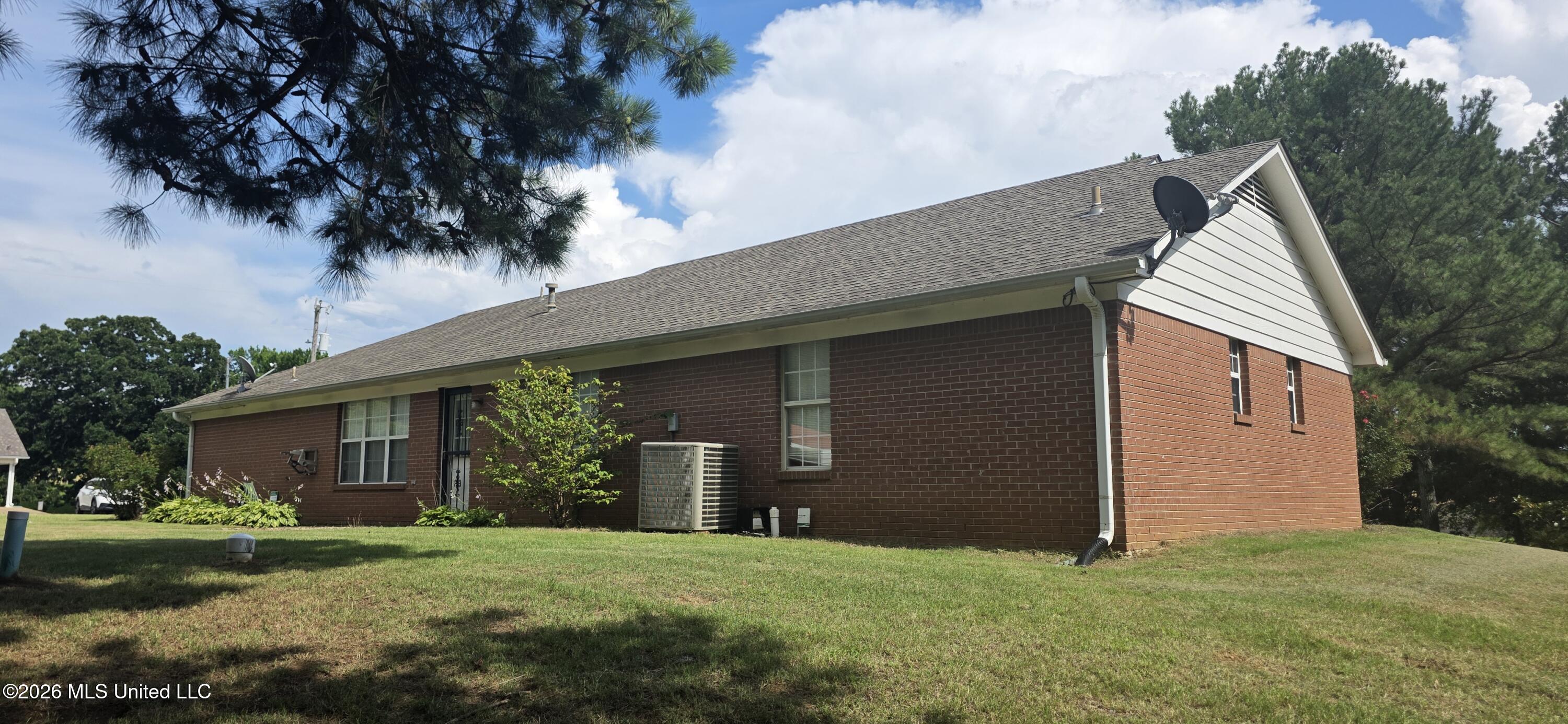 180 Stonewall Road Byhalia, MS 38611 - Photo 39 of 73 20260613_155607