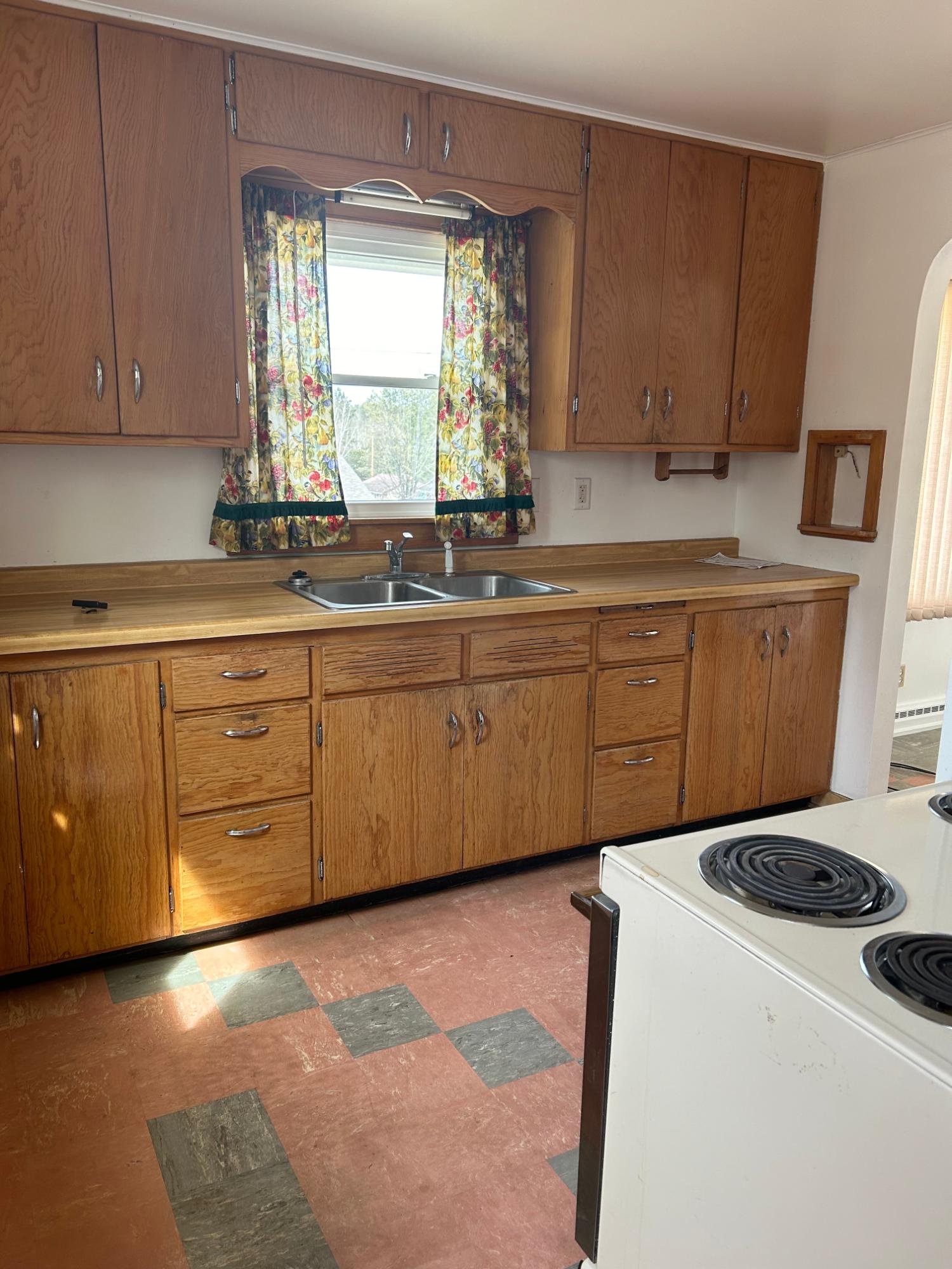 1206 Elizabeth Street Rhinelander, WI 54501 - Photo 6 of 37 Gallery Image 6