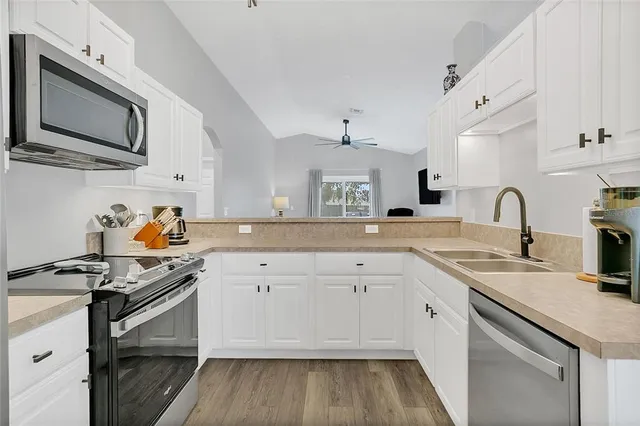 $349,900 | 1367 Willow Crest Drive, Clermont, FL 34711