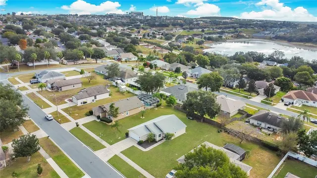 $349,900 | 1367 Willow Crest Drive, Clermont, FL 34711