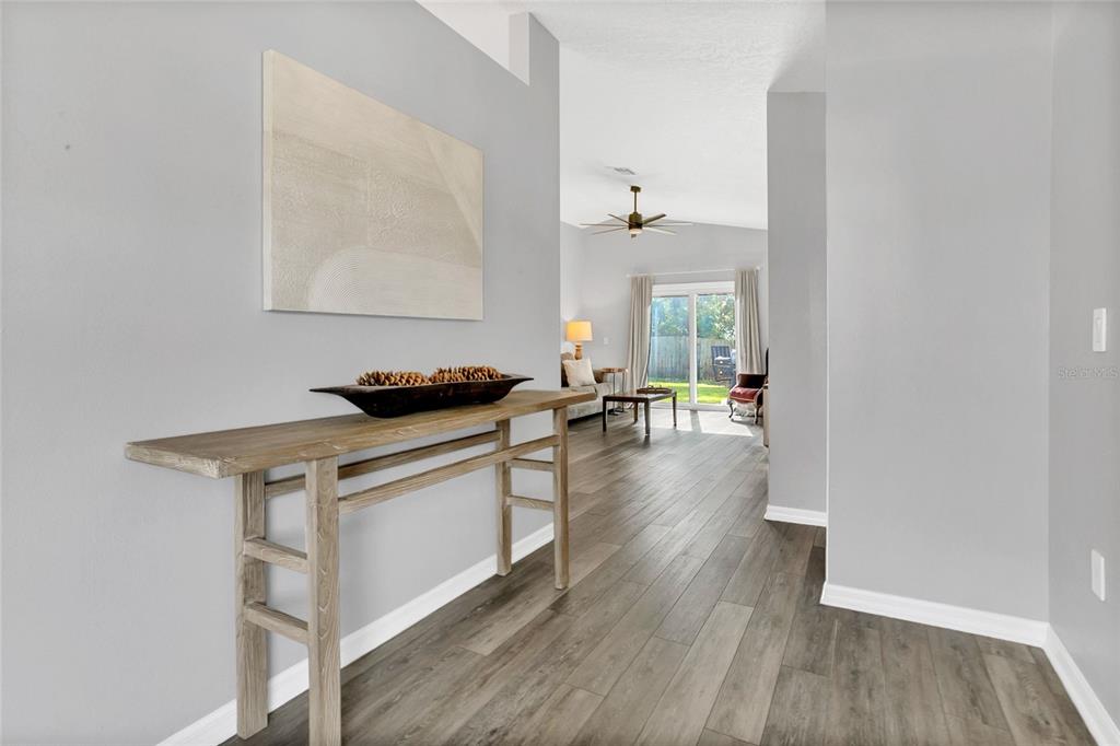 1367 Willow Crest Drive Clermont, FL 34711 - Photo 3 of 31