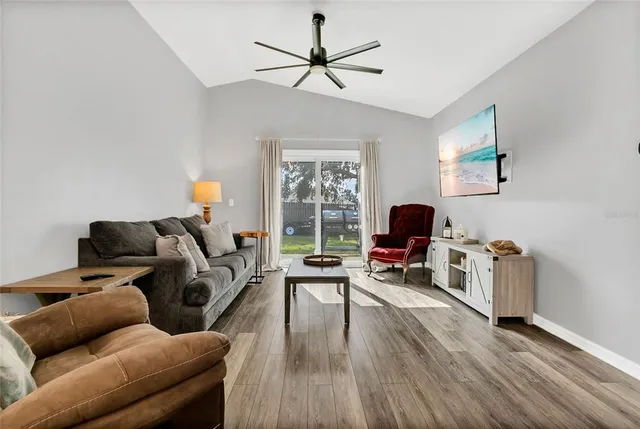 $349,900 | 1367 Willow Crest Drive, Clermont, FL 34711