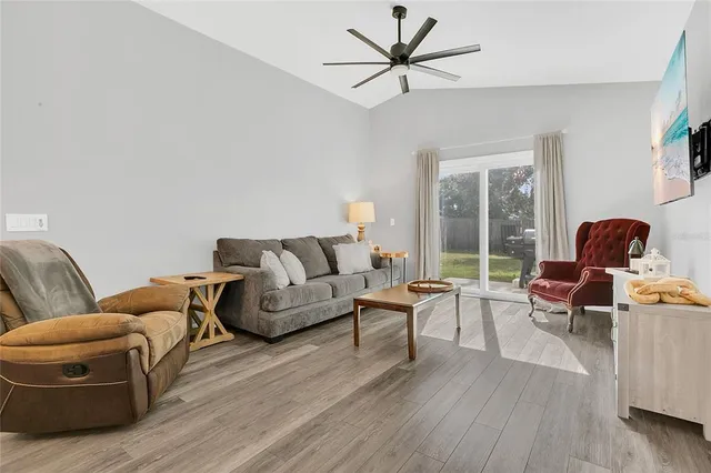 $349,900 | 1367 Willow Crest Drive, Clermont, FL 34711