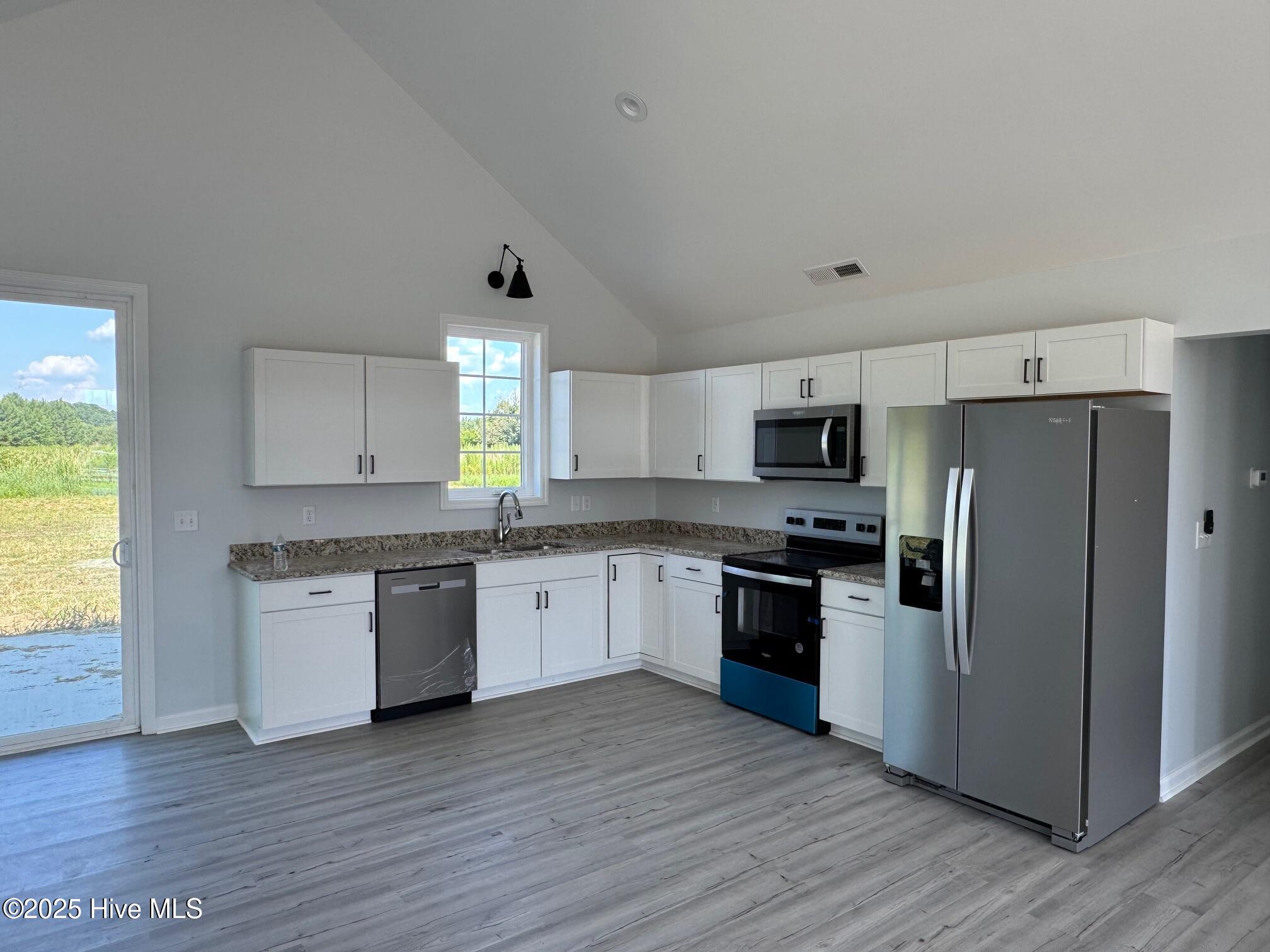 185 Lanefield Road Warsaw, NC 28398 - Photo 8 of 18 IMG_2988