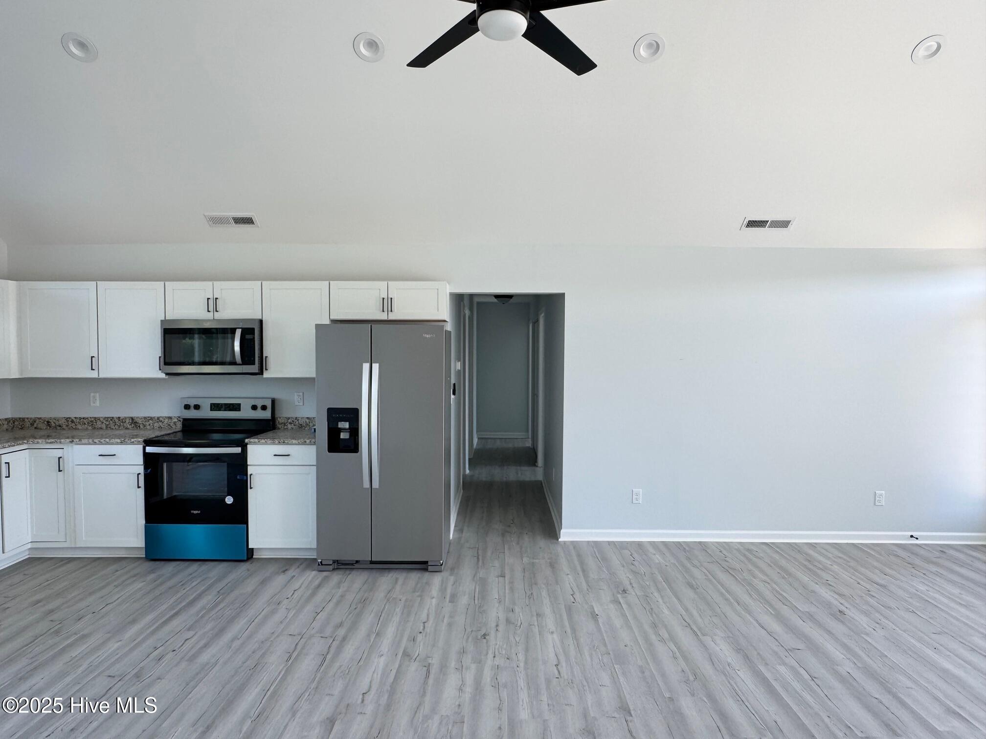 185 Lanefield Road Warsaw, NC 28398 - Photo 9 of 18 IMG_2986