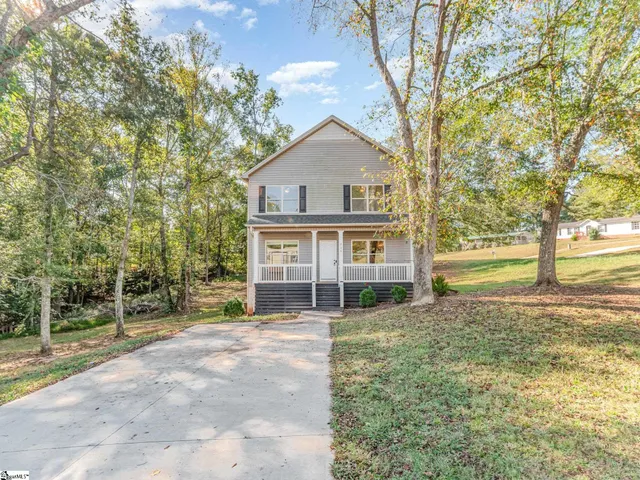 $270,000 | 200 Baywood Hills Drive, Simpsonville, SC 29680