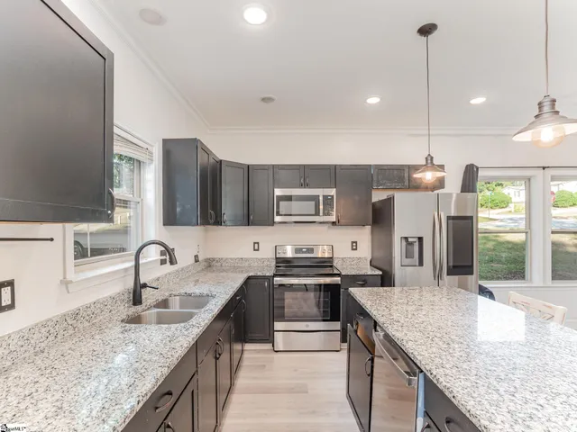 $270,000 | 200 Baywood Hills Drive, Simpsonville, SC 29680