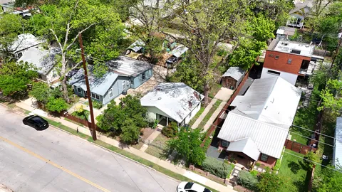 $625,000 | 1710 Holly Street, Austin, TX 78702