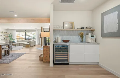 $2,895,000 | 4035 East McDonald Drive, Phoenix, AZ 85018