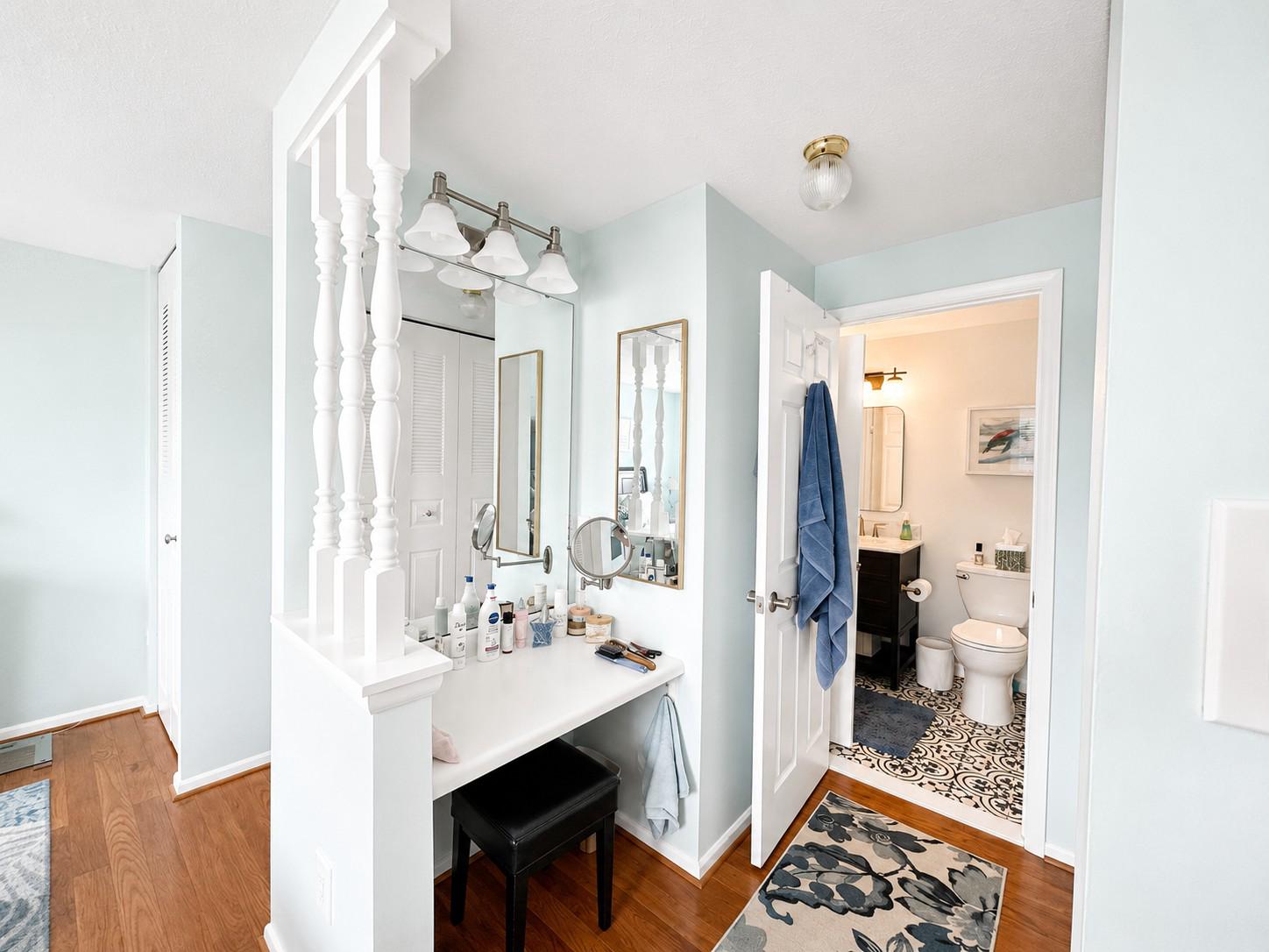 1 Farmcrest Court Silver Spring, MD 20905 - Photo 22 of 61 Dressing area in master bedroom.