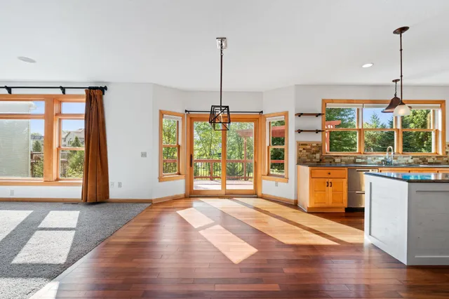 $759,900 | 1610 Widgeon Circle, Hugo, MN 55038