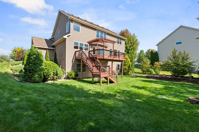 $759,900 | 1610 Widgeon Circle, Hugo, MN 55038