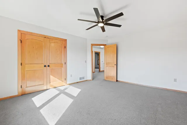 $759,900 | 1610 Widgeon Circle, Centerville, MN 55038