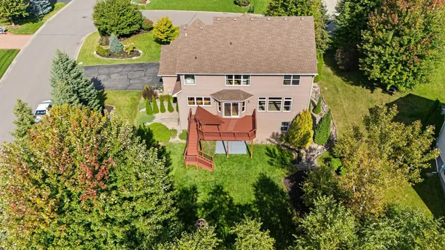 $759,900 | 1610 Widgeon Circle, Centerville, MN 55038