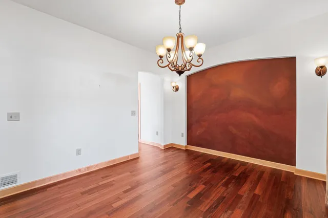 $759,900 | 1610 Widgeon Circle, Centerville, MN 55038