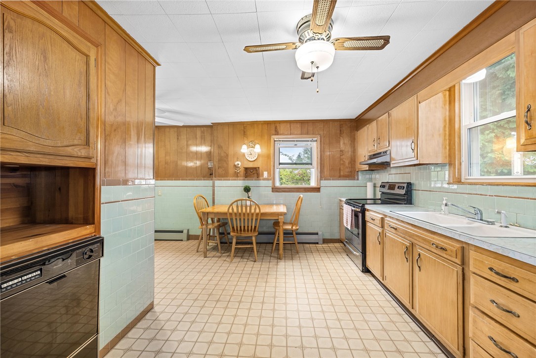 11 Longvue Avenue Westerly, RI 02891 - Photo 19 of 50