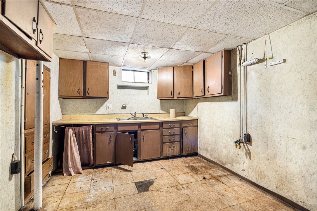 11 Longvue Avenue Westerly, RI 02891 - Photo 39 of 50 Basement