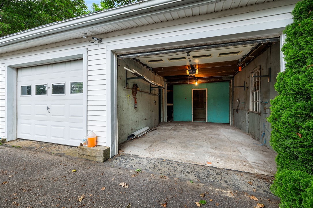 11 Longvue Avenue Westerly, RI 02891 - Photo 9 of 50