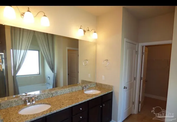 $2,750 | 4137 Tamworth Court, Pace, FL 32571