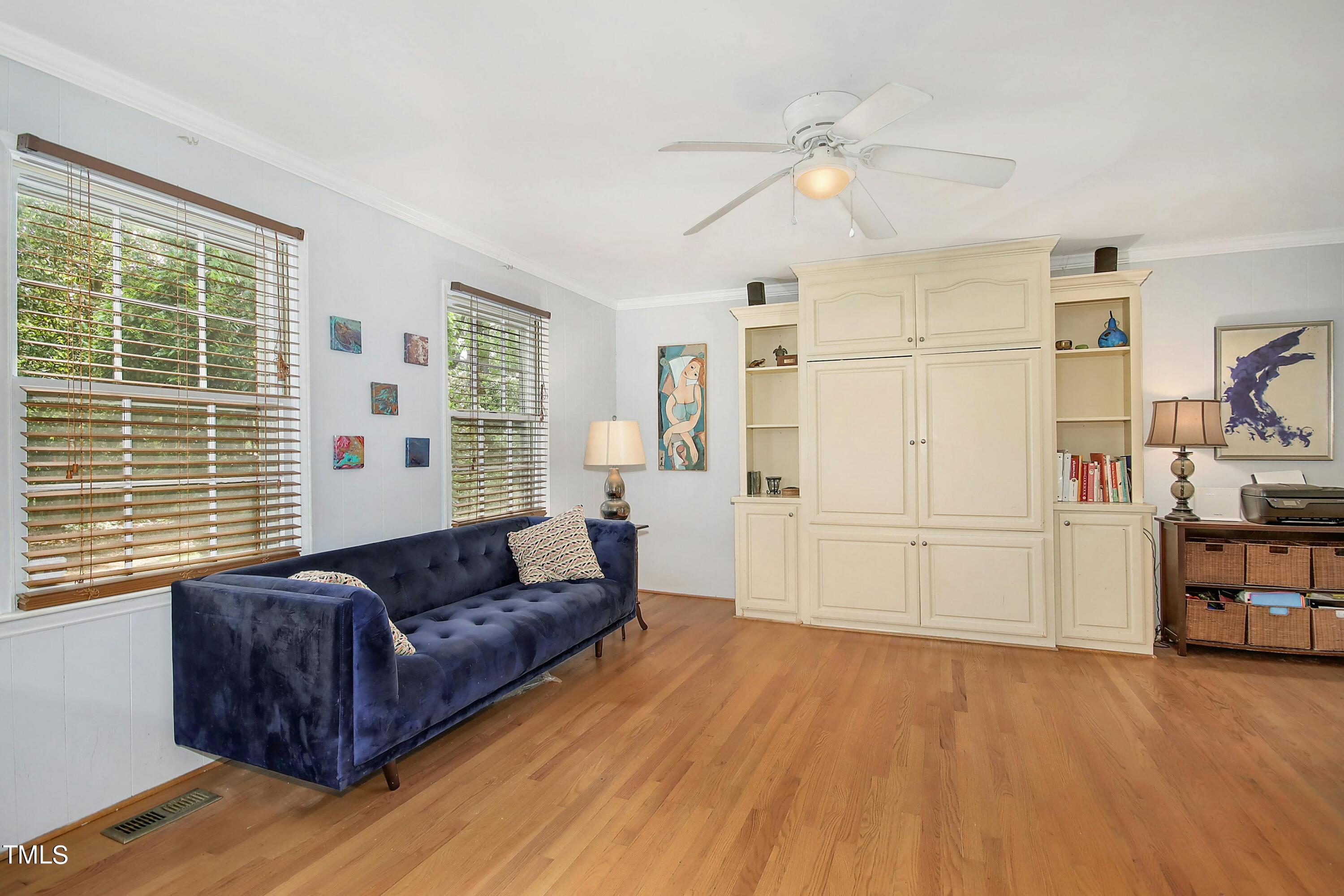 419 Emerson Drive Raleigh, NC 27609 - Photo 9 of 28 013-461742-IMG_1684_HDR