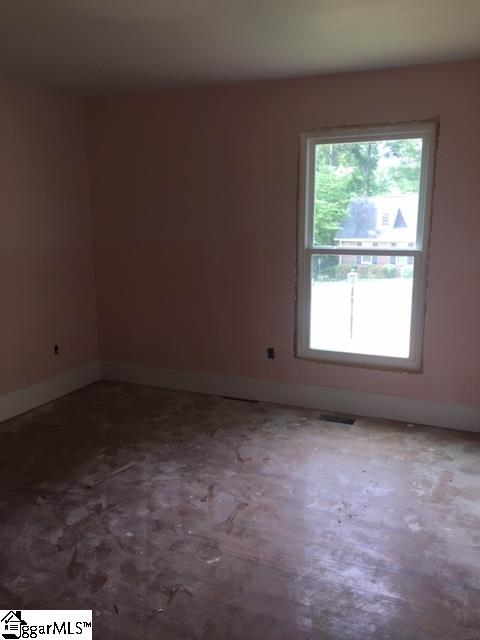 217 Chapman Road Greenville, SC 29605 - Photo 19 of 22 Gallery Image 19