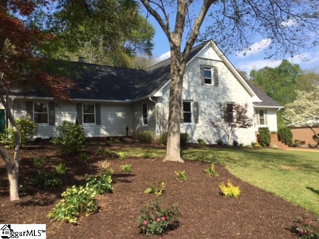 217 Chapman Road Greenville, SC 29605 - Photo 3 of 22 Gallery Image 3