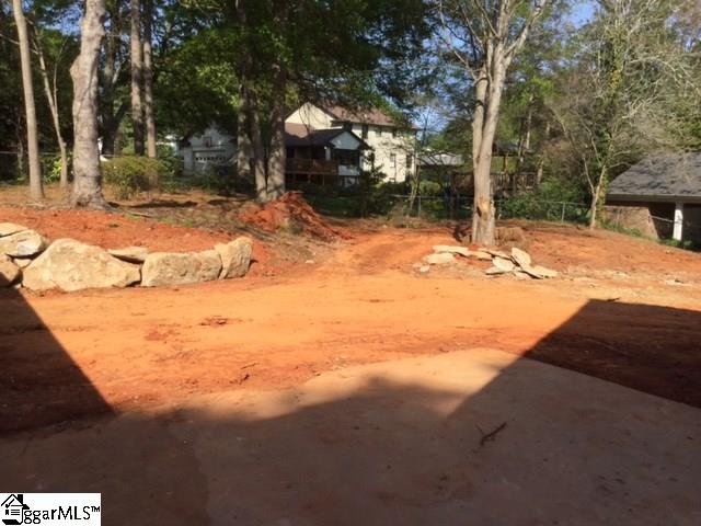 217 Chapman Road Greenville, SC 29605 - Photo 6 of 22 Gallery Image 6