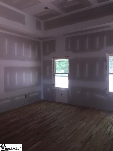 217 Chapman Road Greenville, SC 29605 - Photo 9 of 22 Gallery Image 9