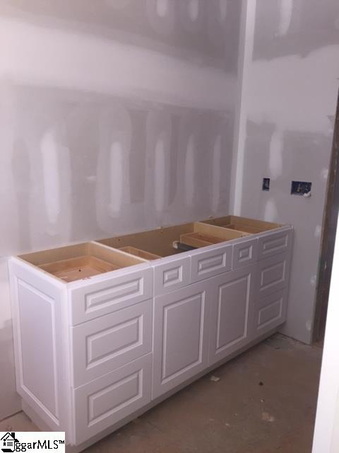 217 Chapman Road Greenville, SC 29605 - Photo 10 of 22 Gallery Image 10