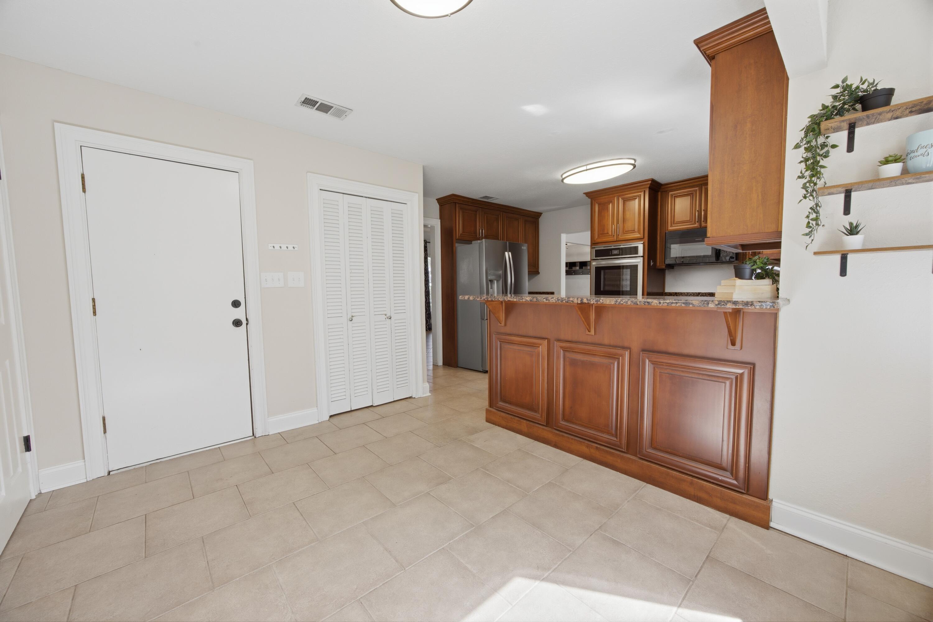 157 Country Club Road Shalimar, FL 32579 - Photo 18 of 72 E79A1203