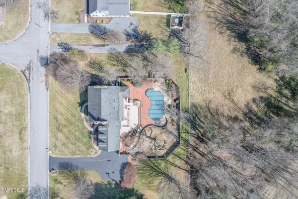 $798,850 | 244 Roscommon Drive, Bristol, TN 37620