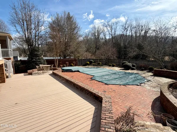 $798,850 | 244 Roscommon Drive, Bristol, TN 37620