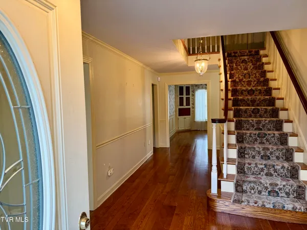 $798,850 | 244 Roscommon Drive, Bristol, TN 37620