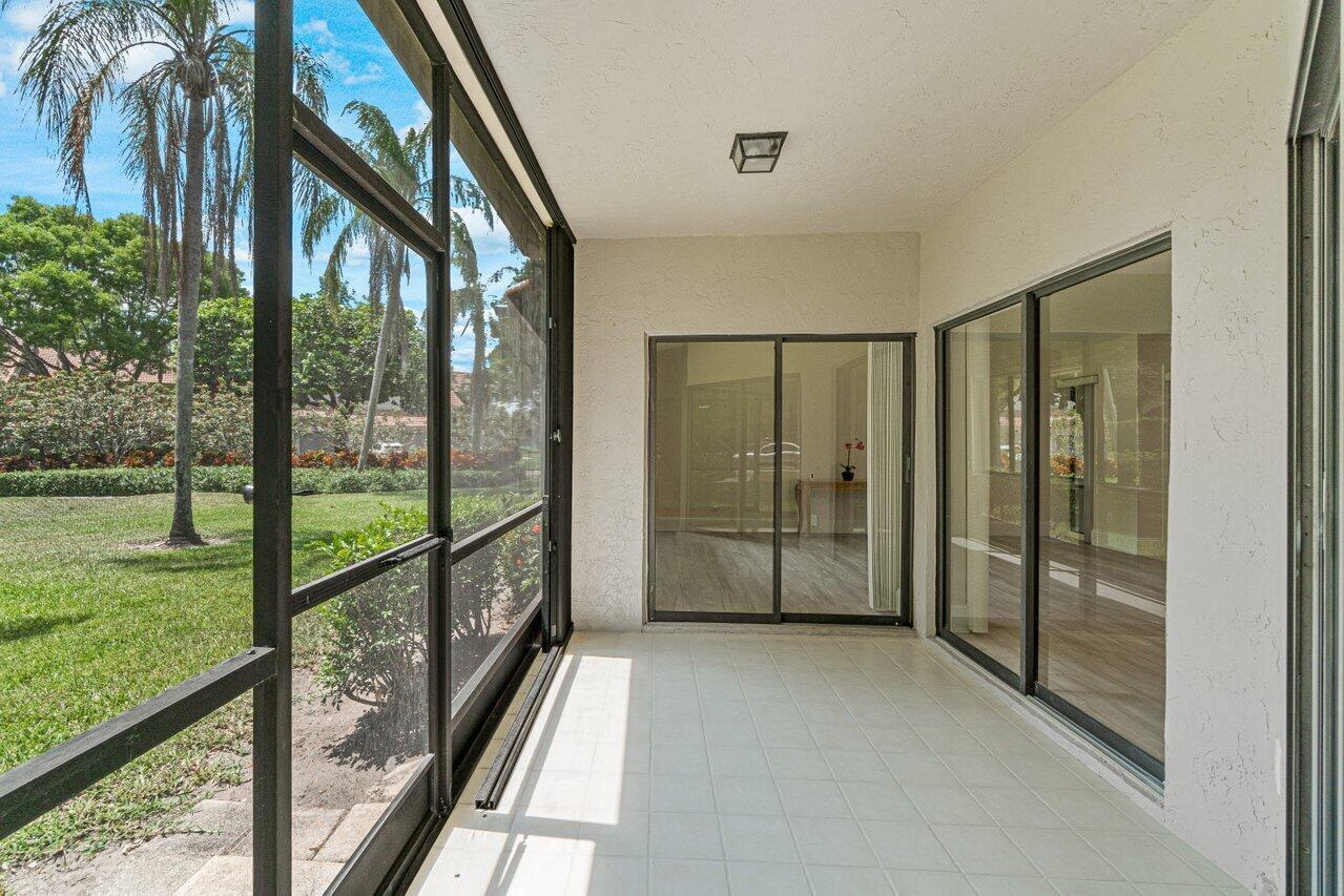 5560 Coach House Circle, Unit B Boca Raton, FL 33486 - Photo 15 of 30 PERFECT SPACE TO RELAX/ENTERTAIN