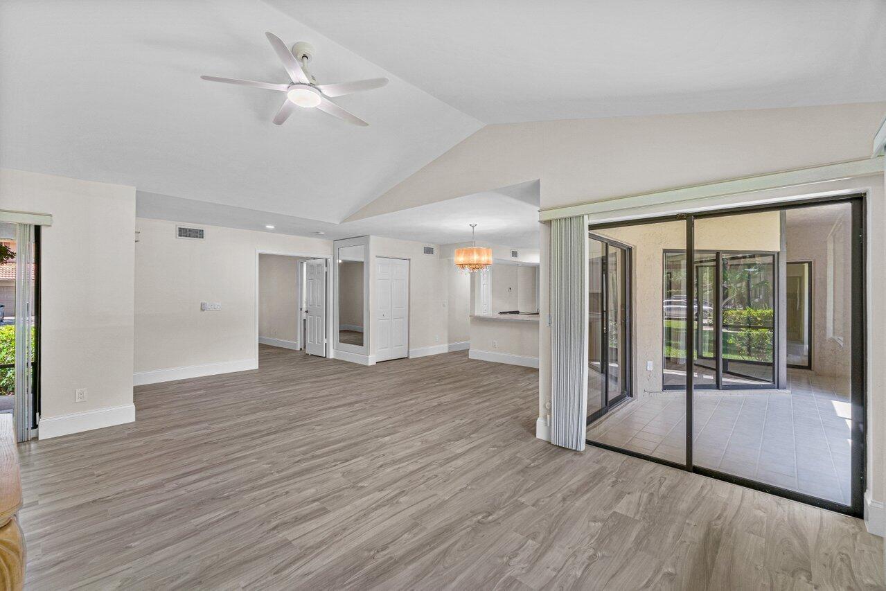 5560 Coach House Circle, Unit B Boca Raton, FL 33486 - Photo 7 of 30 FORMAL DINING ROOM