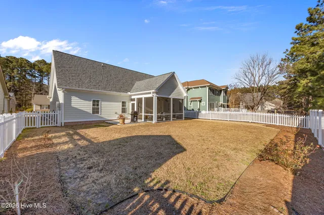 $360,000 | 142 Grantham Place, New Bern, NC 28560