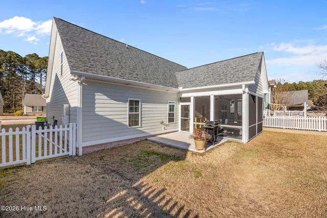 $360,000 | 142 Grantham Place, New Bern, NC 28560