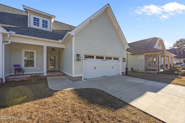 $360,000 | 142 Grantham Place, New Bern, NC 28560