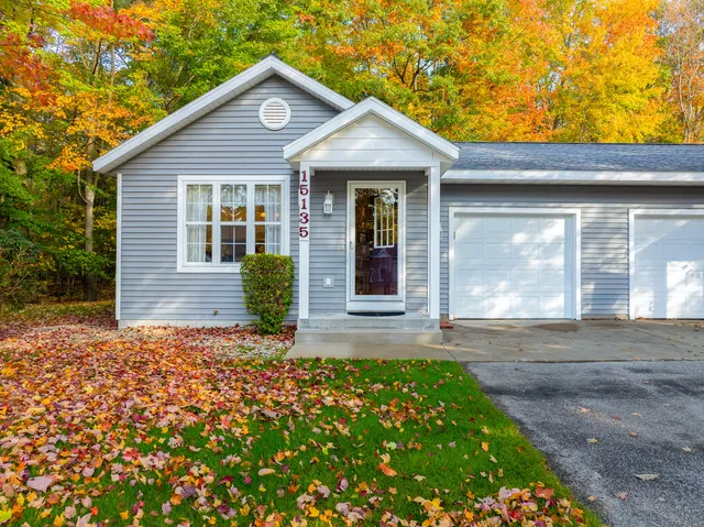 $239,900 | 15135 Huckleberry Court, Spring Lake, MI 49456