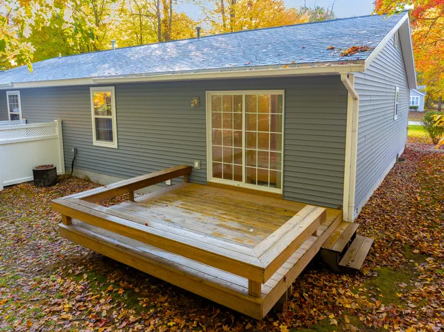 $239,900 | 15135 Huckleberry Court, Spring Lake, MI 49456