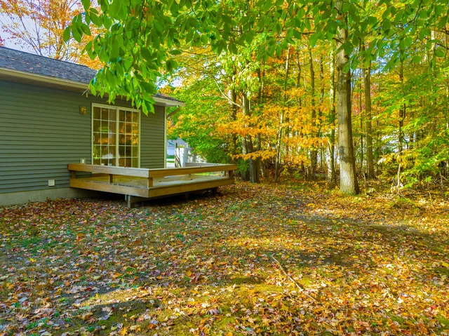 $239,900 | 15135 Huckleberry Court, Spring Lake, MI 49456