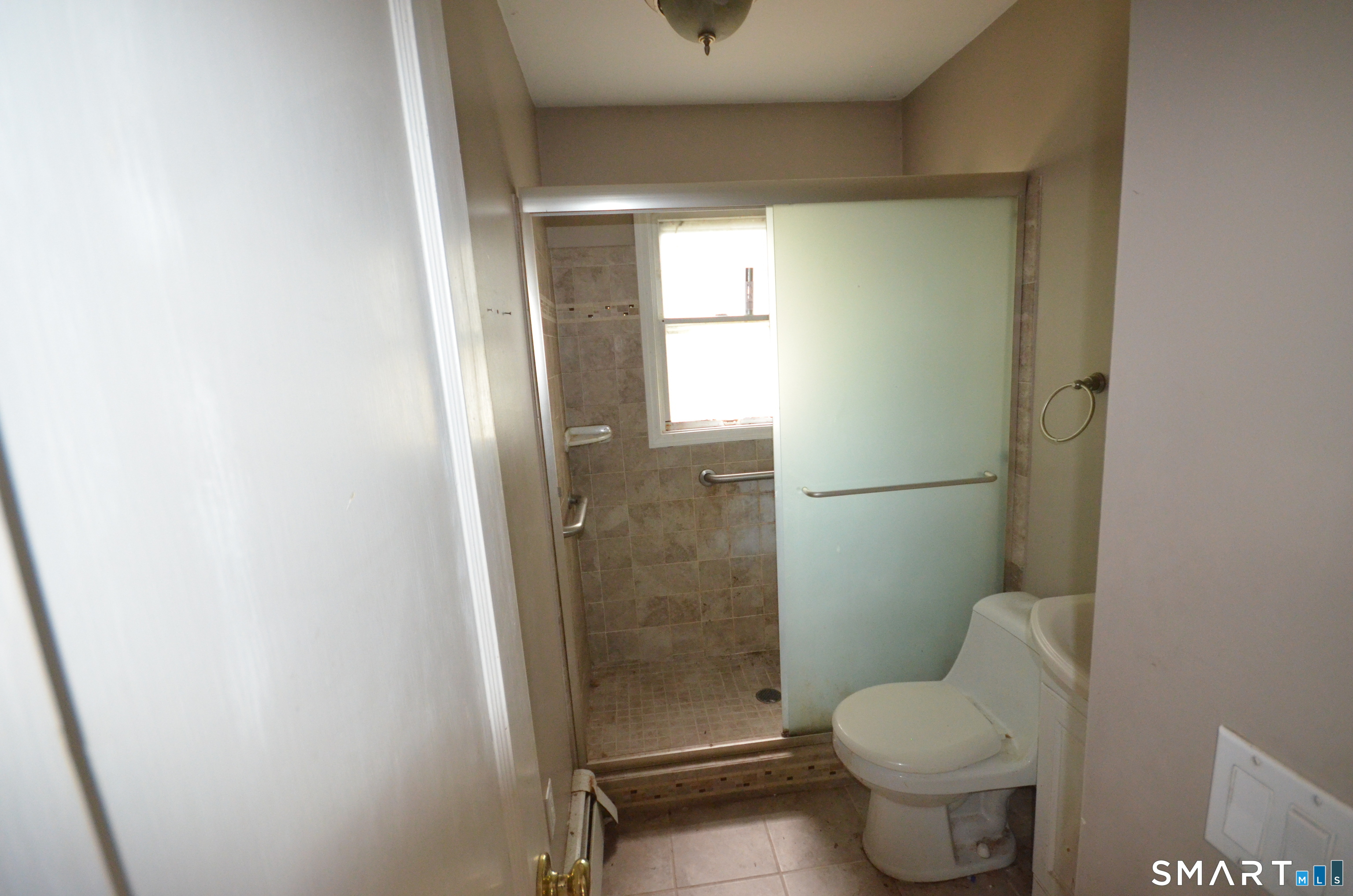 190 Sasapequan Road Fairfield, CT 06824 - Photo 15 of 29